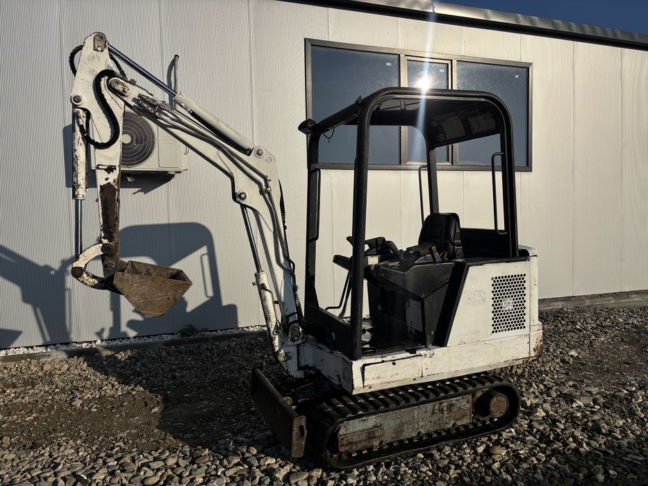 Miniexcavator Bobcat 1.6 tone