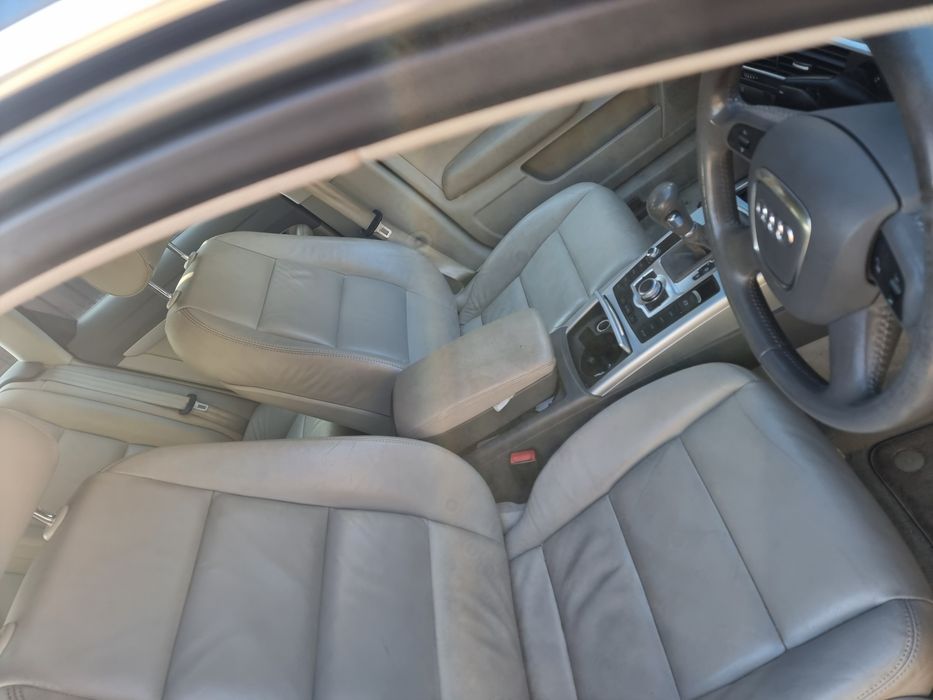 Interior audi a6 c6 break