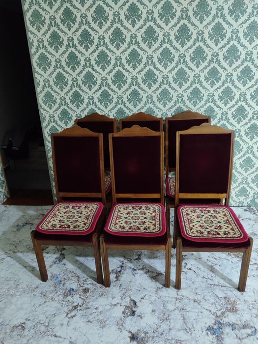 Стул сотилади холати яхши