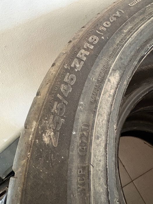 255/55/19 KUMHO  (104Y)