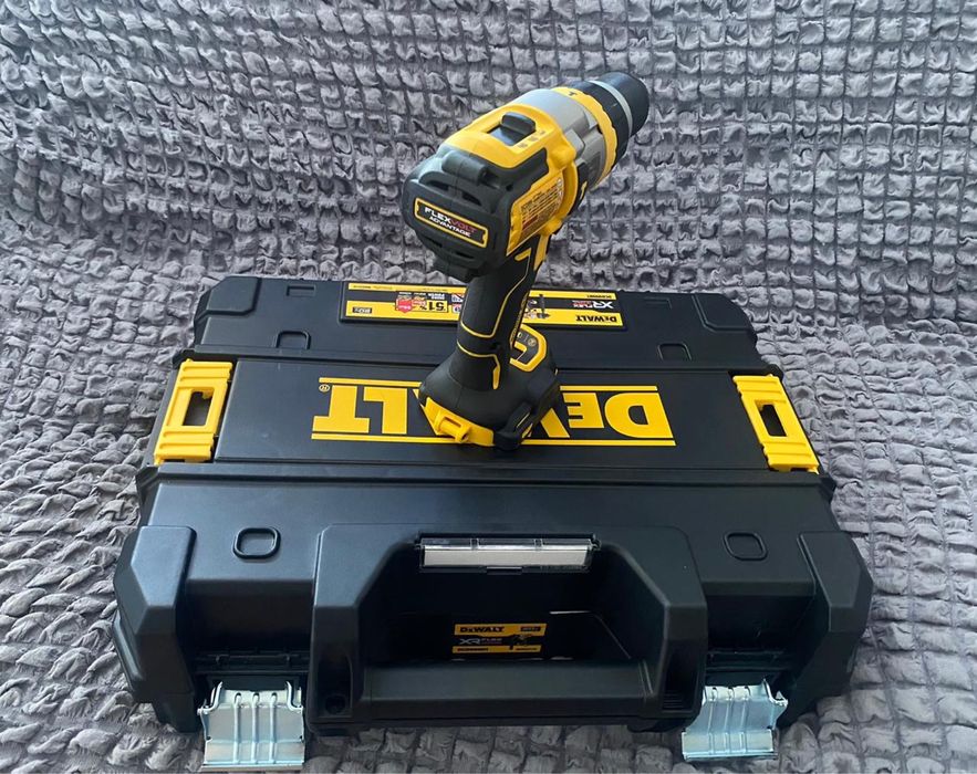 Девольт Top Дрель  ударная dewalt dcd999 в комплекте кейс