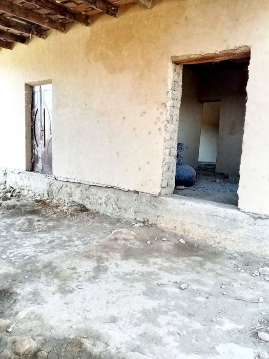 Чархин Посгаи Балхиён маҳалласи ховли сотилади