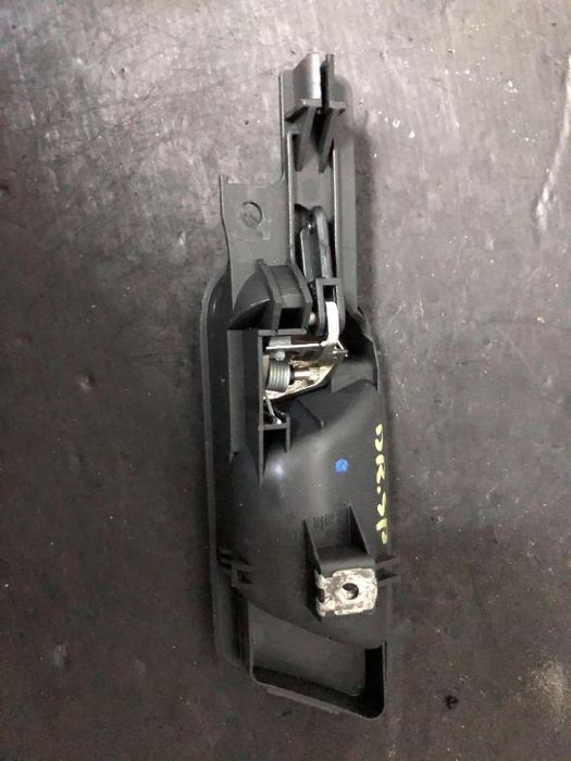 maner usa interior dreapta spate vw jetta 3