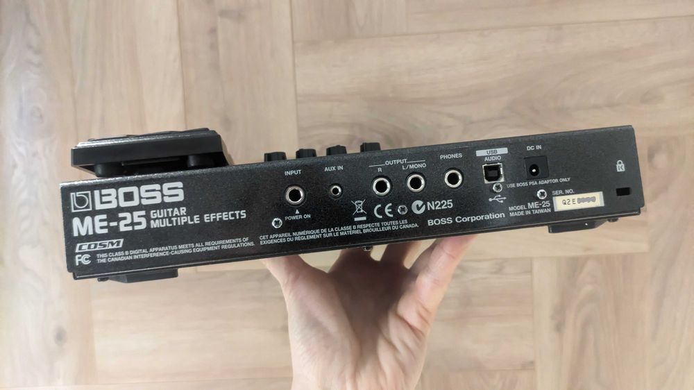 Гитарный процессор Boss ME 25