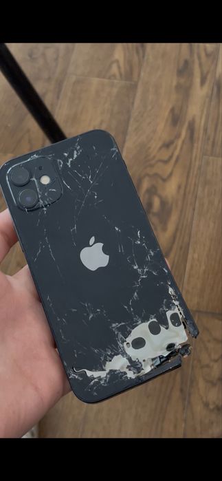 Айфон 12 про макс 100-90край продам срочно!!!