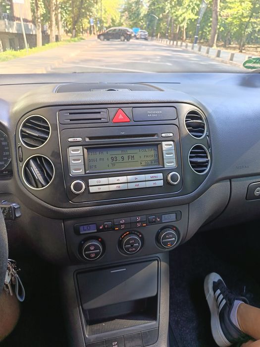 Vand sau schimb Vw golf plus!!!