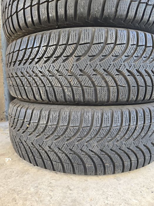 4 бр. Зимни гуми 215.60.17 MICHELIN