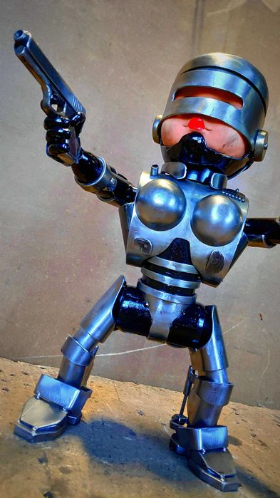 Robocop-ша вторая жизнь.