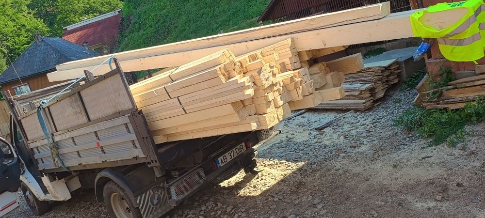 Cherestea de vânzare