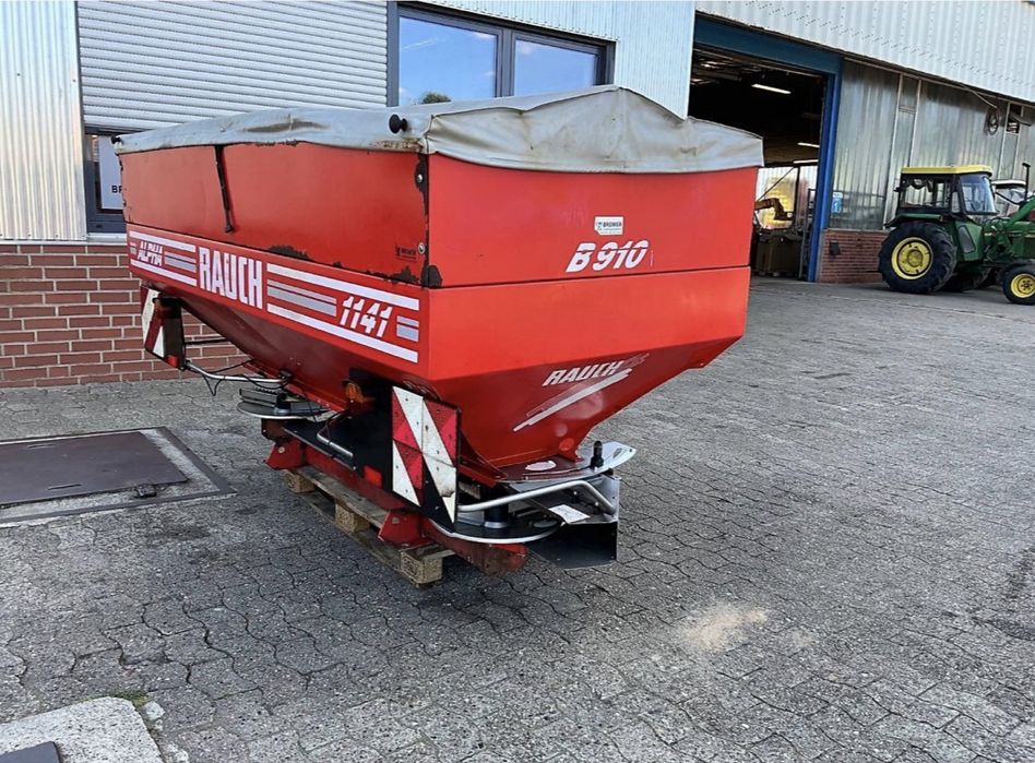 Masina imprastiat imgrasaminte RAUCH  ALPHA