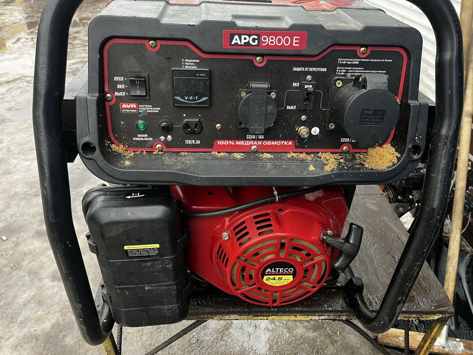 Продам генератор бензиновый бу