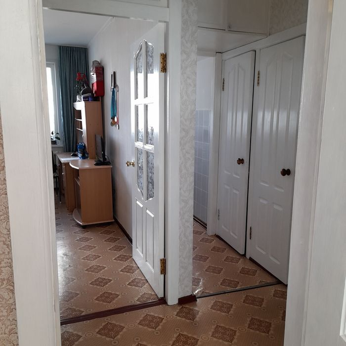 Продам 2х ком квартиру, нтб