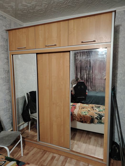 Продам шкаф купе