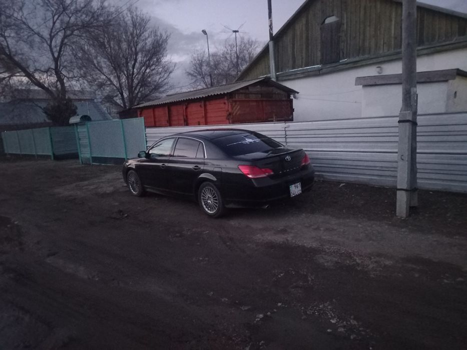 Toyota Avalon 2005 года