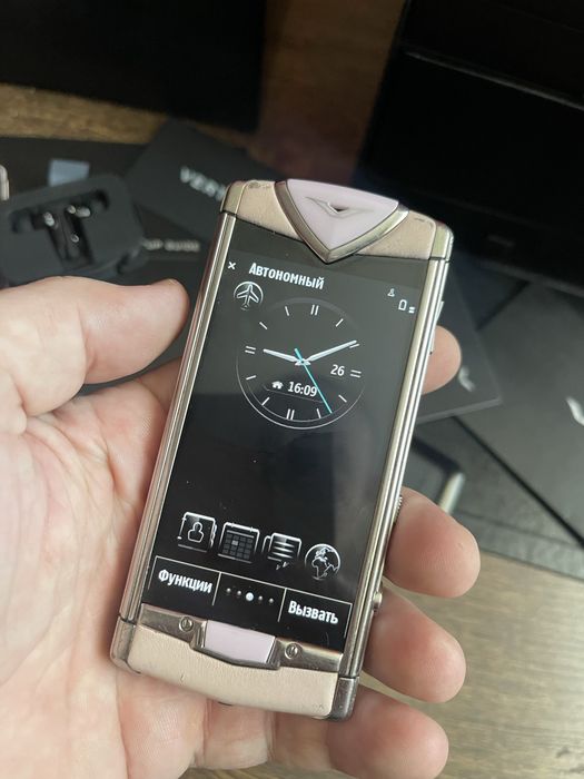VERTU Constellation T. Обмен