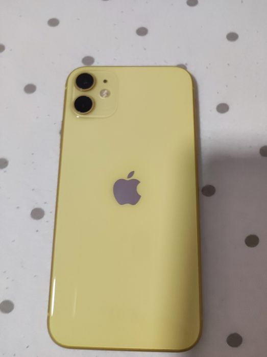 iPhone 11 galben