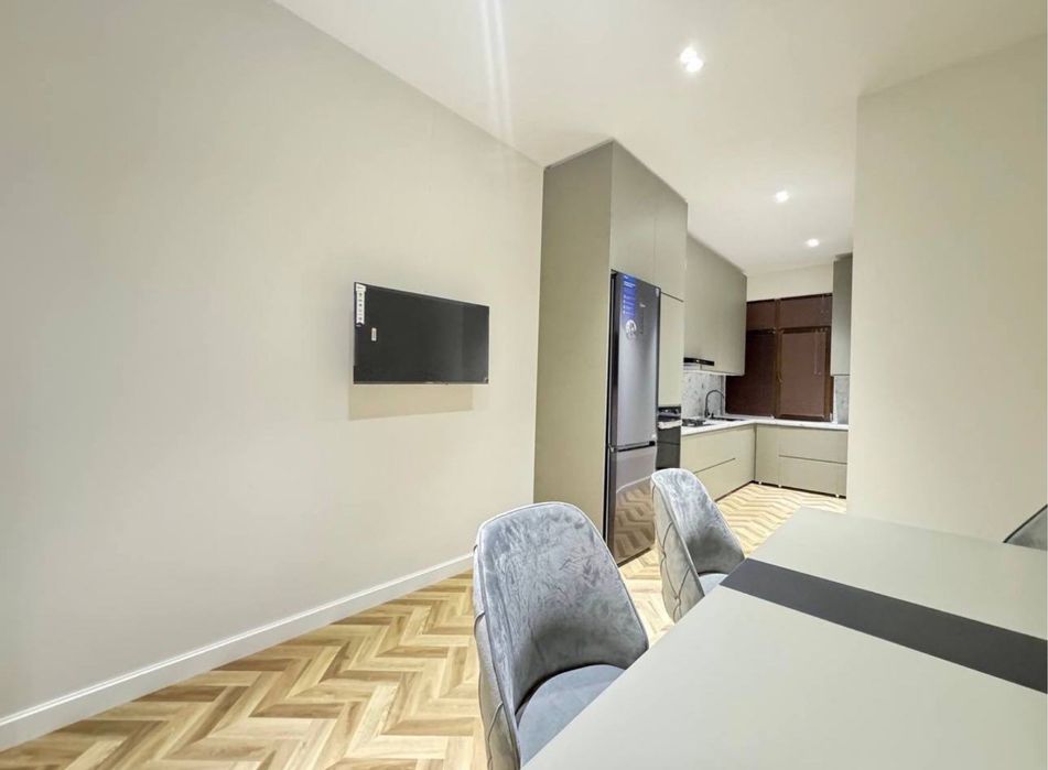 Мирзо-Улугбек · Дархан · ЖК Янги Дархан · 2 ком| Авторский проект