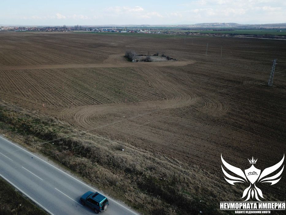 Под наем земя, парцел, паркинг 1300кв в гр.Асеновград след Химик
