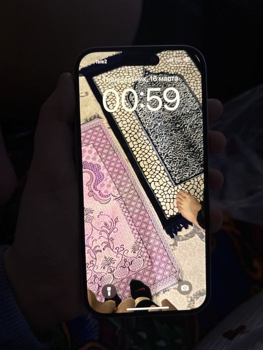 Айфон 15 голубой цвет