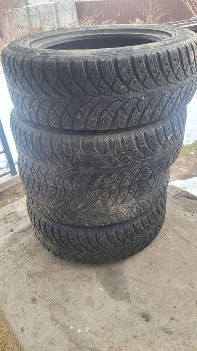 Продам шины размер 16