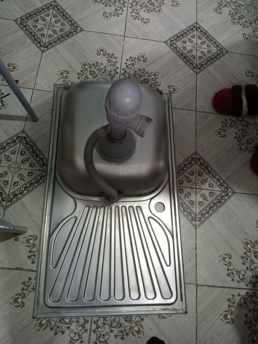 Раковина  Donau.