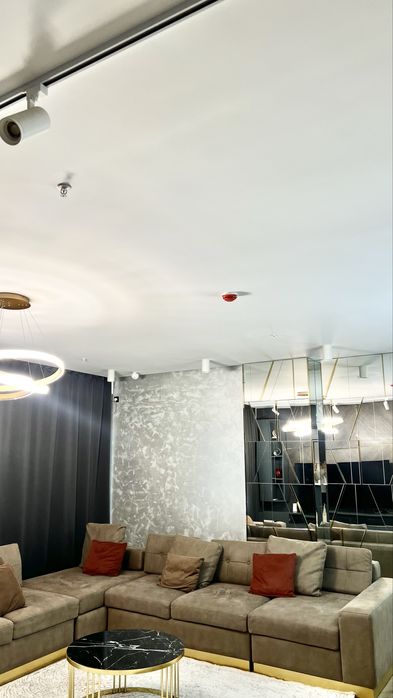 Просторная 2-комн квартира в ЖК Akay City — евроремонт, умный дом