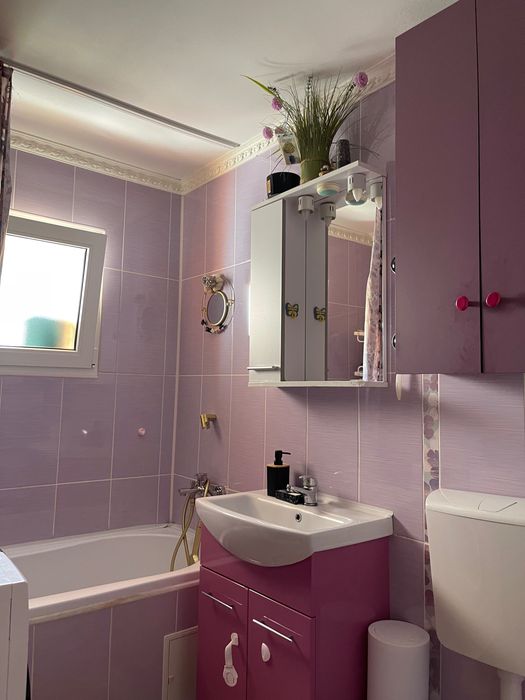 Apartament Între Lacuri . Persoana Fizică ! Nu colaborez cu agenții !