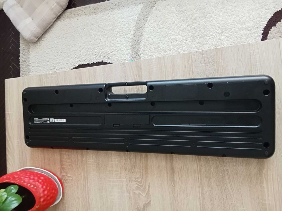 Vând urgent orga Casio