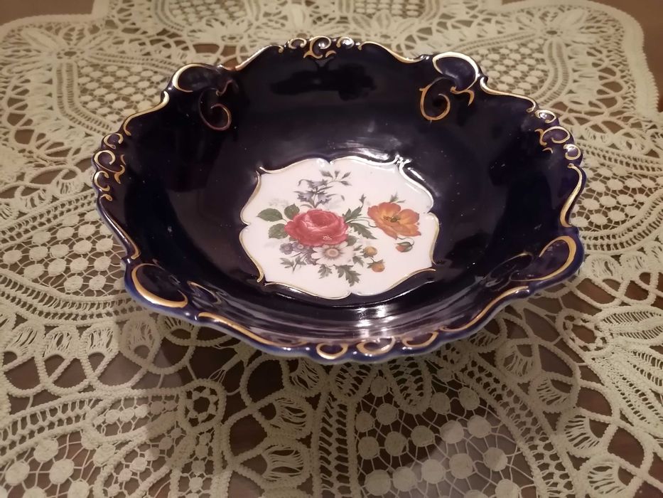 Portelanuri cu cobalt fabricate in RSR