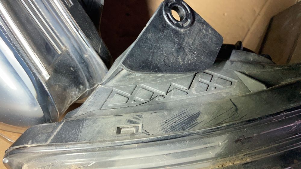 Far faruri Hyundai i10 2 2013 - 2018 far Stanga dreapta  i 10 , i-10