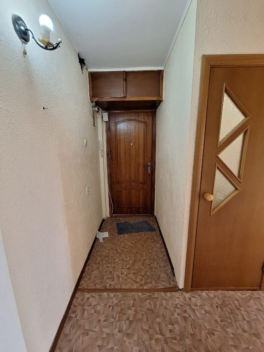 Продаётся 2 комн Универмаг