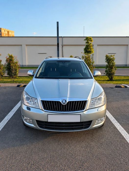 Skoda Octavia Vând Skoda Octavia Combi, motor 1.6 TDI, 105 CP, an 2010,