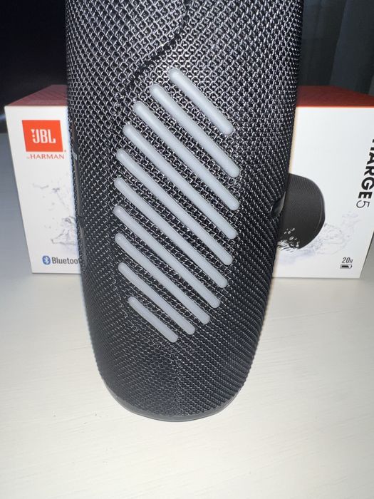 Преносима Тонколона JBL Charge 5