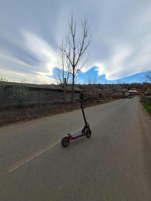 Vând trotineta electrica kugoo m4 pro