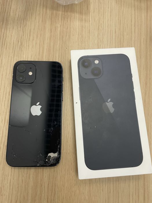iPhone 12 128gb.