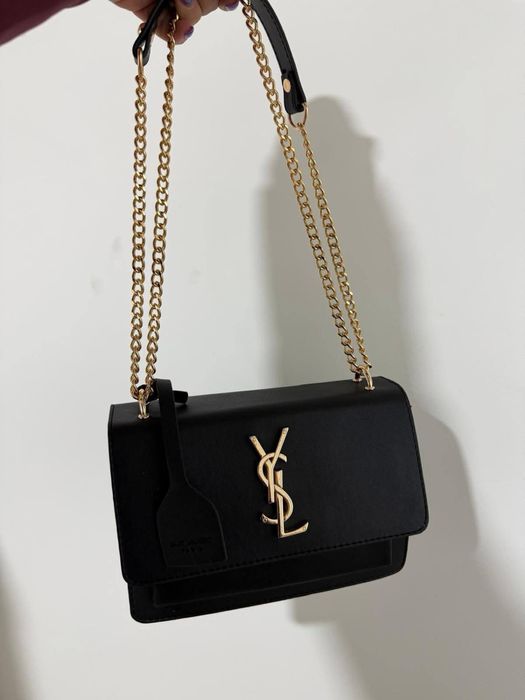 Poseta Ysl model deosebit