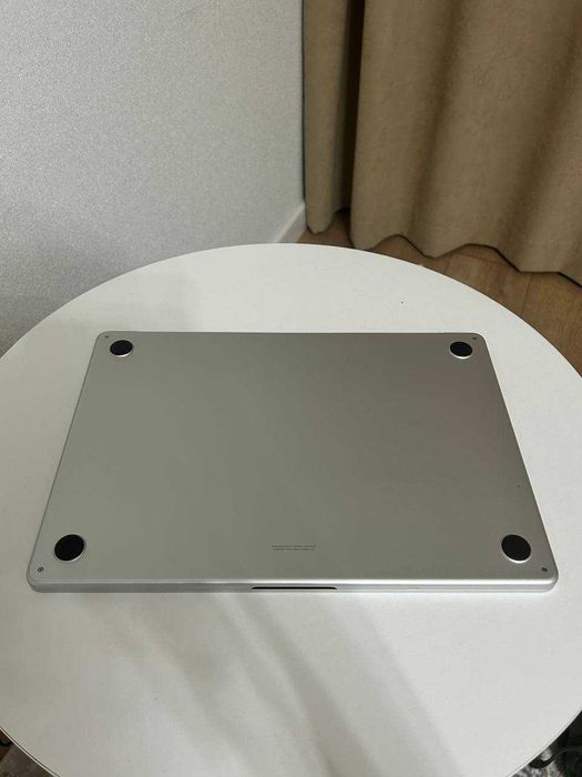 Apple MacBook Air 15" M2
