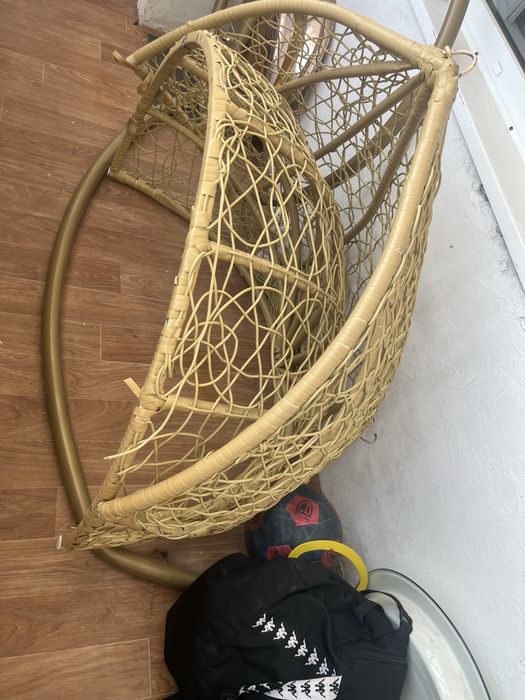 Качеля кокон бежевая