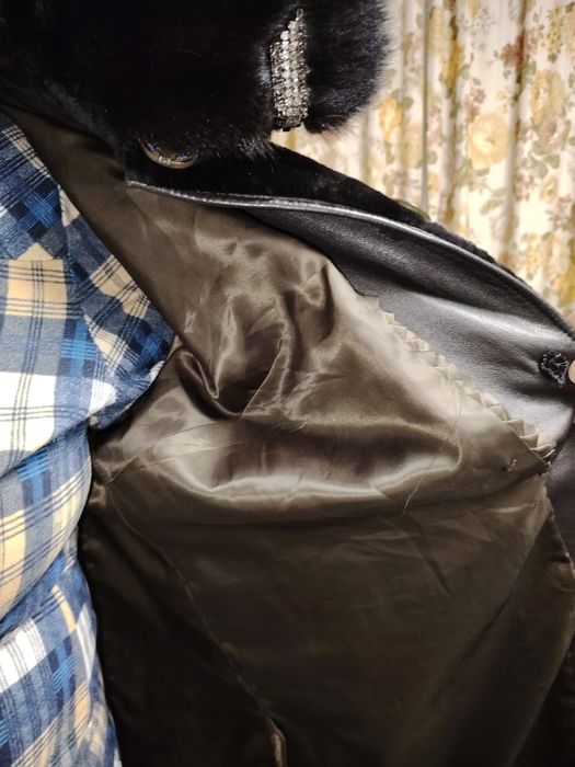 Продам натуральная шуба мутон