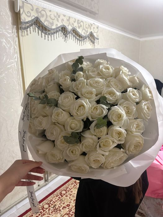 Свежий букет сегодня покупали