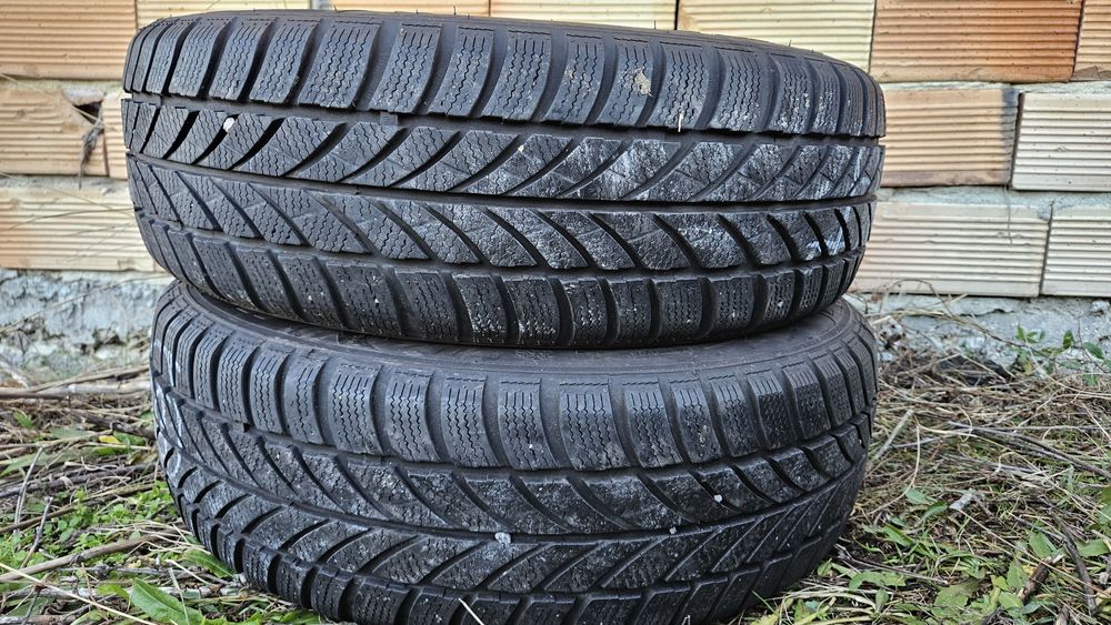 2бр гуми 195 65 15 максис