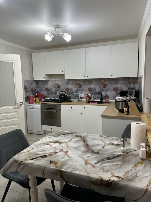 Продам трёхкомнатную квартиру