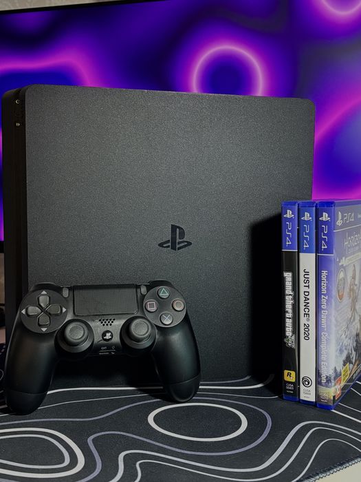 PlayStation 4 Slim 1TB + игры