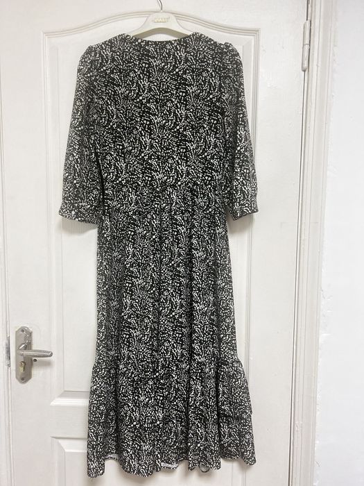 Платье в хорошем состоянии!