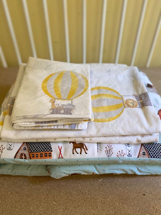 Дървена кошара за дете