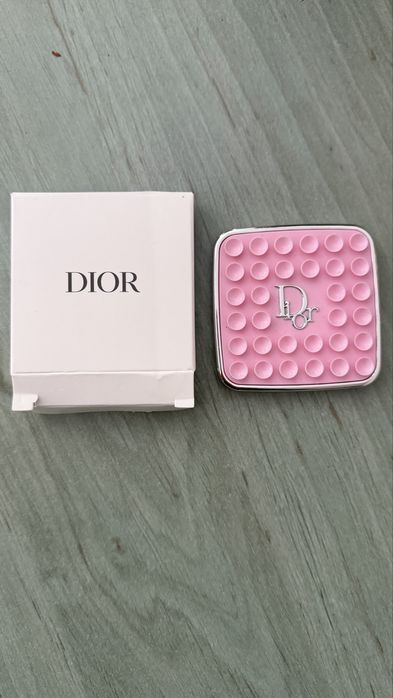 Dior octobuddy Аксесоар за телефон