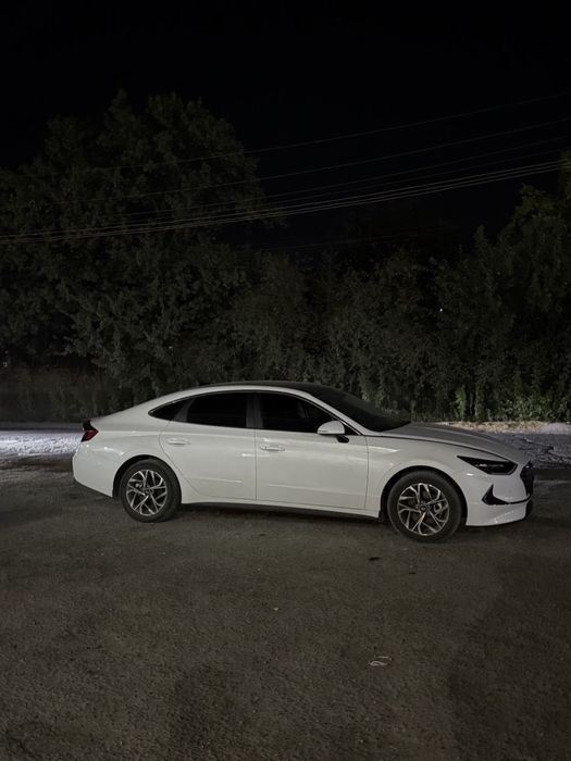 sonata сотилади почти янги состоянияда