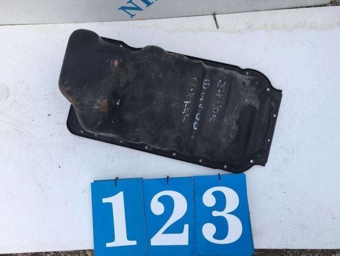 Картер Мазда В2500 MAZDA B2500 Оферта (123)