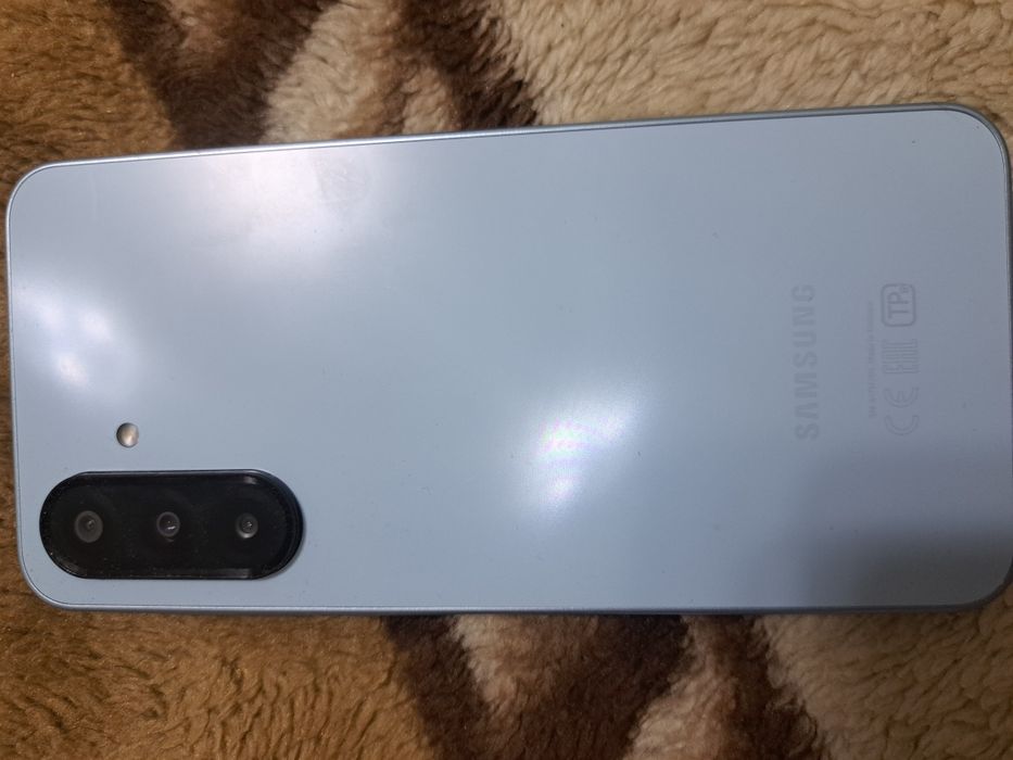 Samsung galaxy A17