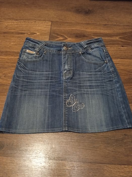 Юбочки для девочек и девушек, стройных